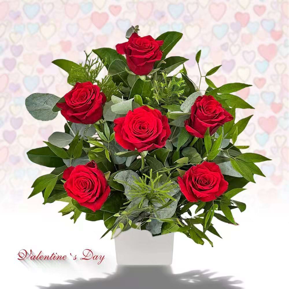 V008 -- 6 x roses arrangement